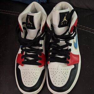 Air Jordan 1 Mid Let her Man